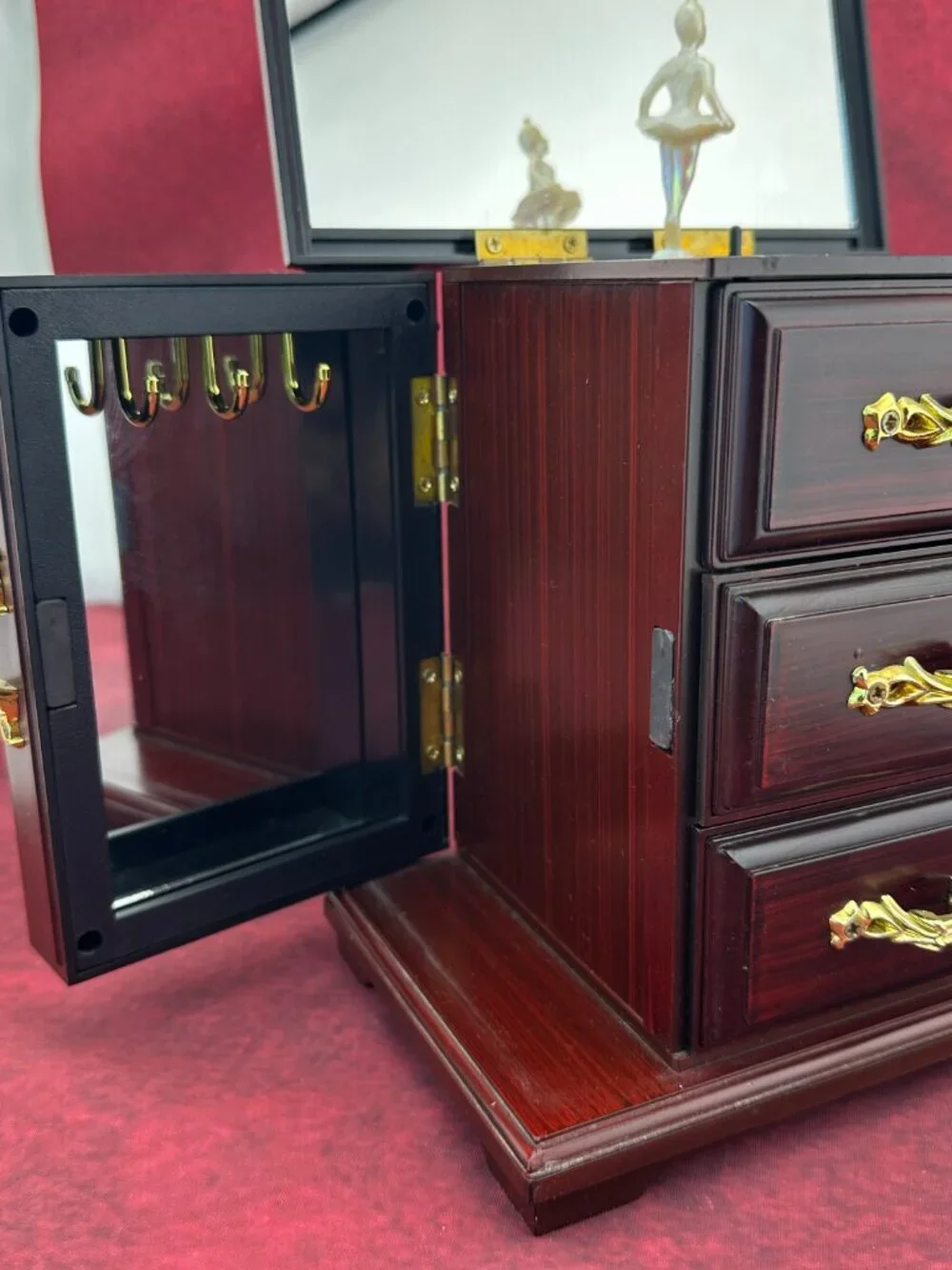 VINTAGE-STYLE WOODEN JEWELRY MINIATURE CHEST BOX, PLAY 